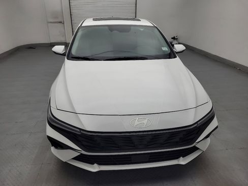Used 2025 Hyundai Elantra Limited w/ Cargo Package FWD image 14