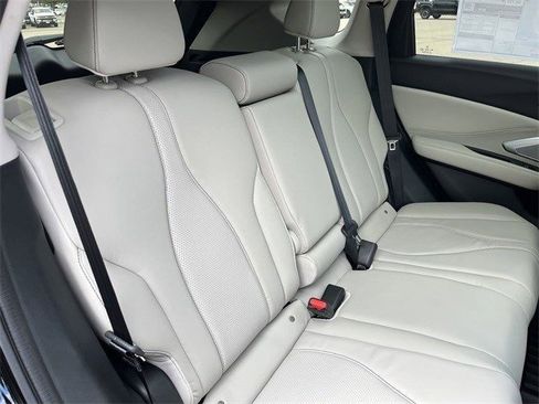 Certified 2025 Acura RDX w/ Technology Package image 33