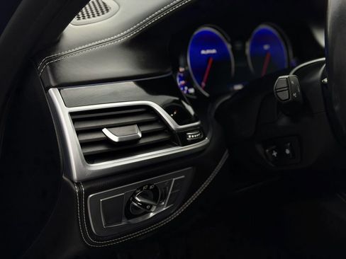 Used 2019 BMW ALPINA B7 xDrive w/ Luxury Rear Seating Package image 24
