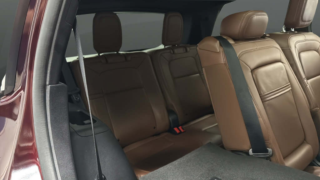 Used 2022 Lincoln Aviator Grand Touring AWD/4WD image 27