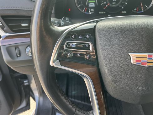 Used 2020 Cadillac Escalade ESV Luxury w/ Escalade Sport Edition AWD/4WD image 24