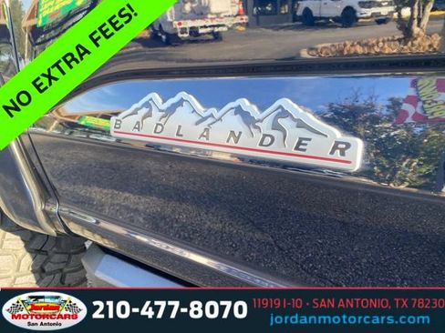 Used 2021 Ford F150 Lariat w/ Equipment Group 502A High AWD/4WD image 11