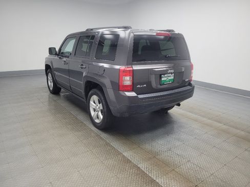 Used 2016 Jeep Patriot Latitude AWD/4WD image 3