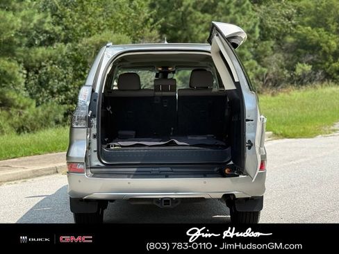 Used 2022 Lexus GX 460 Premium w/ Premium Package AWD/4WD image 18