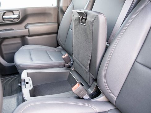 Used 2024 Chevrolet Silverado 3500 W/T image 8