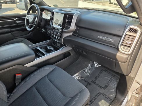 Used 2022 RAM 1500 Big Horn AWD/4WD image 31