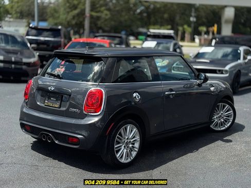Used 2015 MINI Cooper S FWD image 9