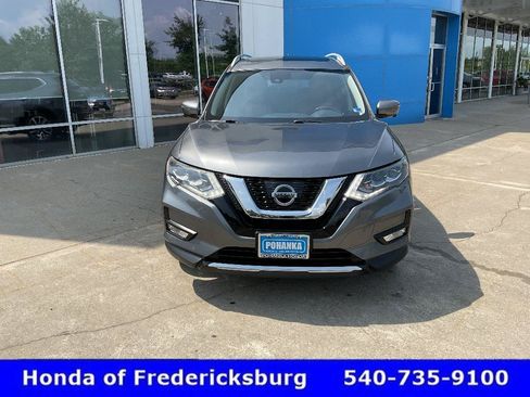Used 2017 Nissan Rogue SL w/ SL Premium Package AWD/4WD image 9