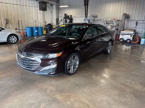 Used 2020 Chevrolet Malibu Premier FWD image 3