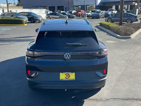 New 2025 Volkswagen ID.4 Pro S image 8