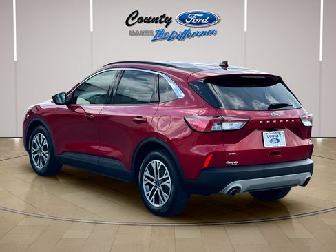 Used 2022 Ford Escape SEL FWD image 17
