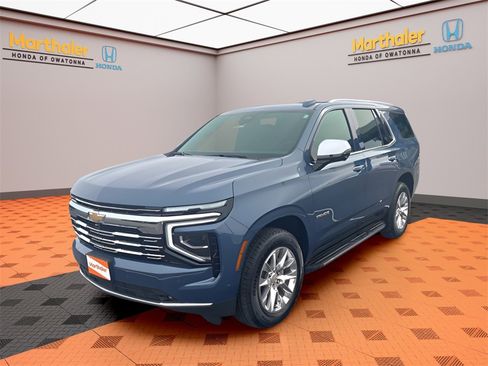 Used 2025 Chevrolet Tahoe Premier image 1