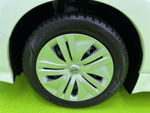 Used 2025 Nissan Leaf S FWD image 14