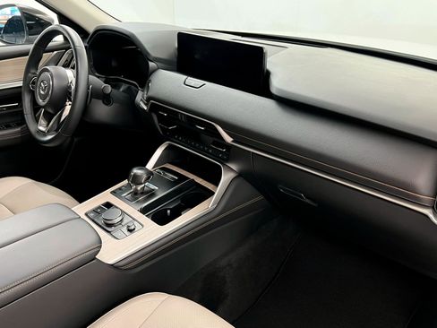 Used 2025 MAZDA CX-70 Plug-In Hybrid w/ Premium Pkg image 25