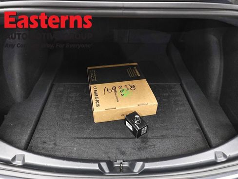 Used 2023 Tesla Model 3 Standard Range image 9