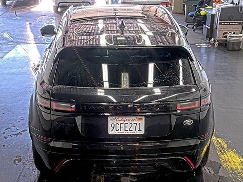 Used 2022 Land Rover Range Rover Velar R-Dynamic S image 4