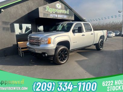 Used 2014 GMC Sierra 2500 SLE w/ SLE Preferred Package