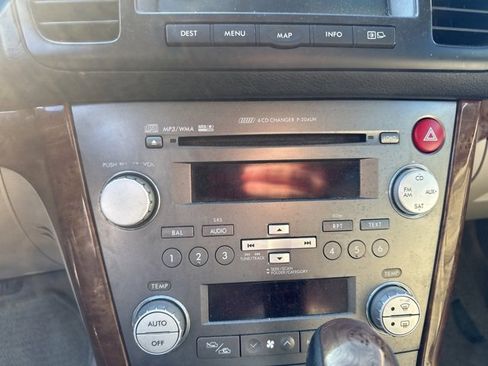 Used 2008 Subaru Outback 2.5i Limited L.L. Bean image 14