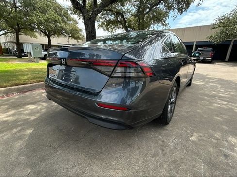 Used 2023 Honda Accord EX image 6