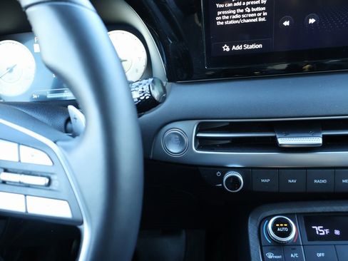 Used 2023 Hyundai Palisade Limited image 30