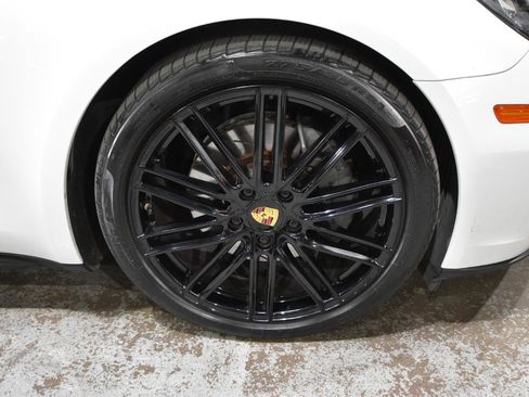 Used 2018 Porsche Panamera 4S AWD/4WD image 66