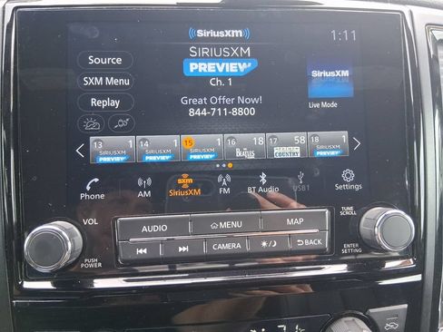 Used 2023 Nissan Titan PRO-4X w/ Pro-4x Convenience Package AWD/4WD image 17