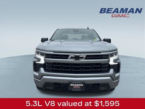 Used 2023 Chevrolet Silverado 1500 RST image 2