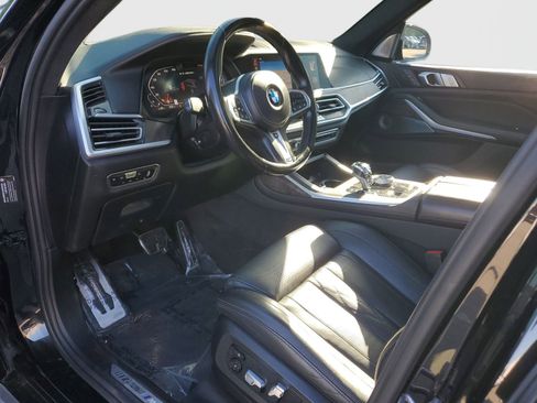 Used 2021 BMW X7 M50i image 21