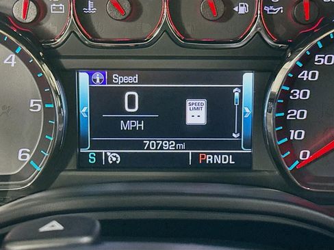 Used 2020 Chevrolet Suburban LT image 50