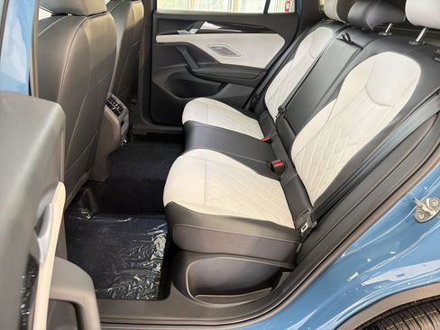 New 2026 Volkswagen Tiguan SEL R-Line AWD/4WD image 15