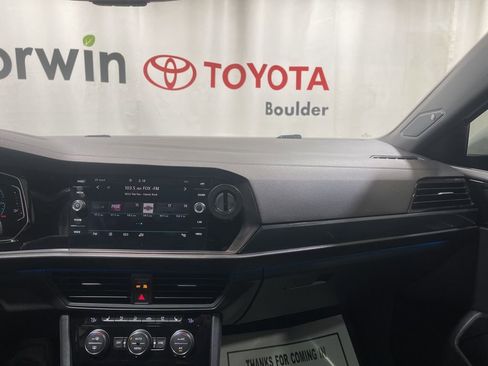 Used 2020 Volkswagen Jetta GLI Autobahn image 25