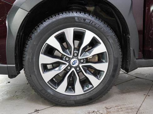 Used 2023 Subaru Outback Touring XT AWD/4WD image 31