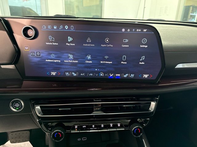 Used 2024 Chevrolet Traverse RS AWD/4WD image 25