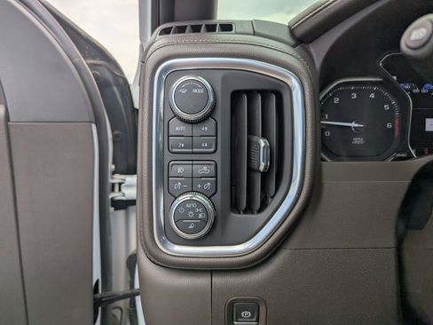 Certified 2022 GMC Sierra 1500 Denali w/ Driver Alert Package II AWD/4WD image 14