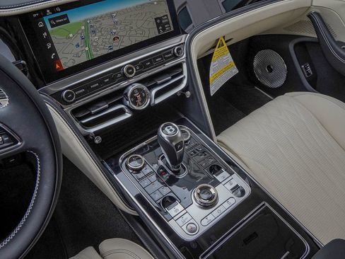 New 2026 Bentley Flying Spur Plug-In Hybrid image 27