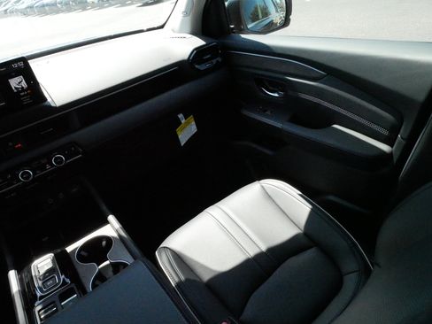 Certified 2026 Honda Pilot Elite image 11