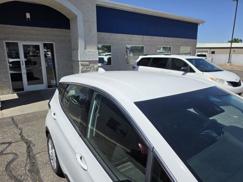 Used 2023 Chevrolet Bolt LT w/ Driver Confidence Package FWD image 11