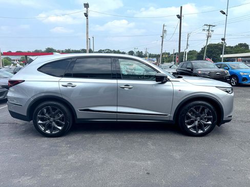 Used 2023 Acura MDX A-Spec image 4