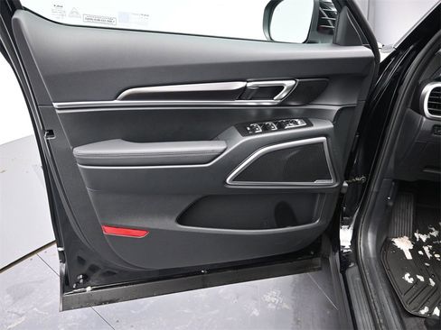 New 2025 Kia Telluride S image 19