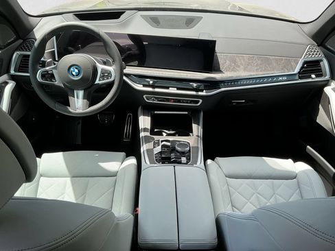 New 2026 BMW X5 xDrive50e w/ M Sport Package AWD/4WD image 12