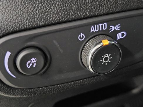 New 2026 Chevrolet TrailBlazer LT w/ Convenience Package FWD image 32