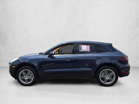 Used 2015 Porsche Macan S AWD/4WD image 9