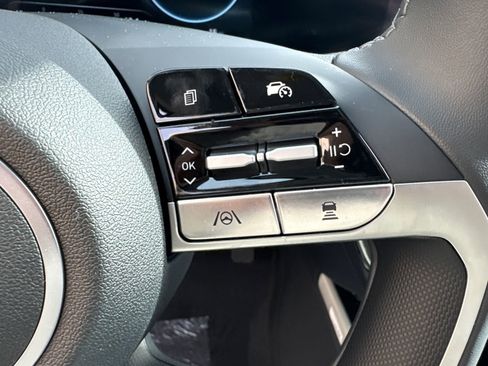 New 2026 Hyundai Elantra Limited image 27