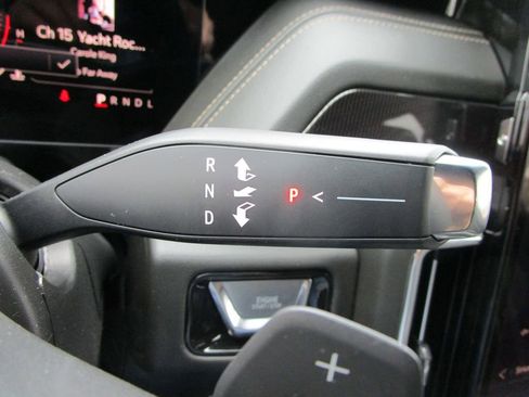 New 2026 GMC Yukon Elevation RWD image 34