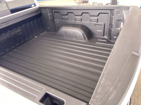 New 2026 GMC Sierra 1500 SLE w/ Preferred Package image 37