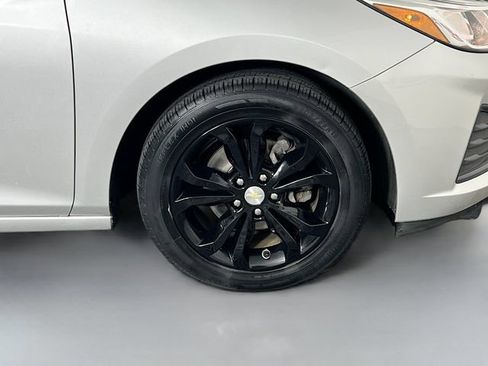Used 2019 Chevrolet Cruze LS w/ LS Convenience Package FWD image 33