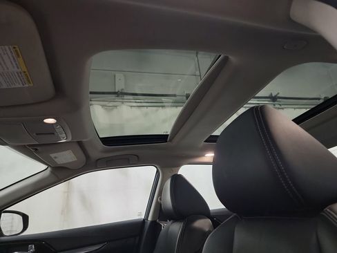 Used 2020 Nissan Maxima 3.5 SL w/ Floor Mat Group image 15