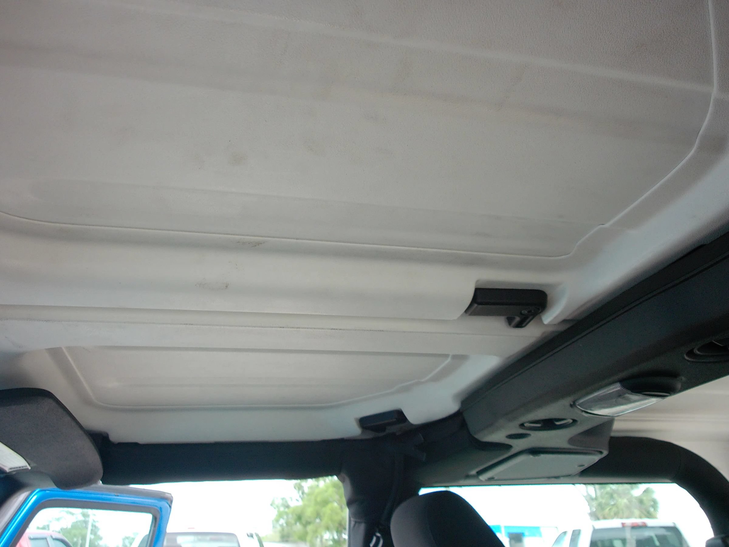 Used 2016 Jeep Wrangler Sport AWD/4WD image 15