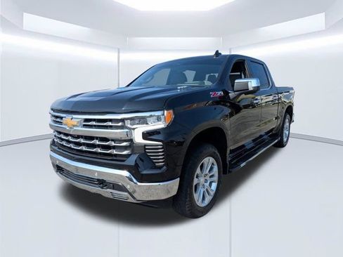 Used 2024 Chevrolet Silverado 1500 LTZ w/ LTZ Premium Package AWD/4WD image 10