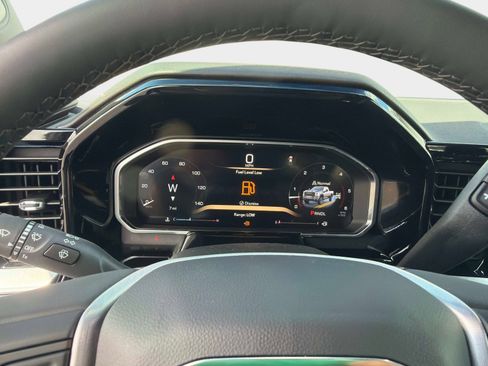 New 2026 GMC Sierra 2500 SLT w/ SLT Premium Package image 28